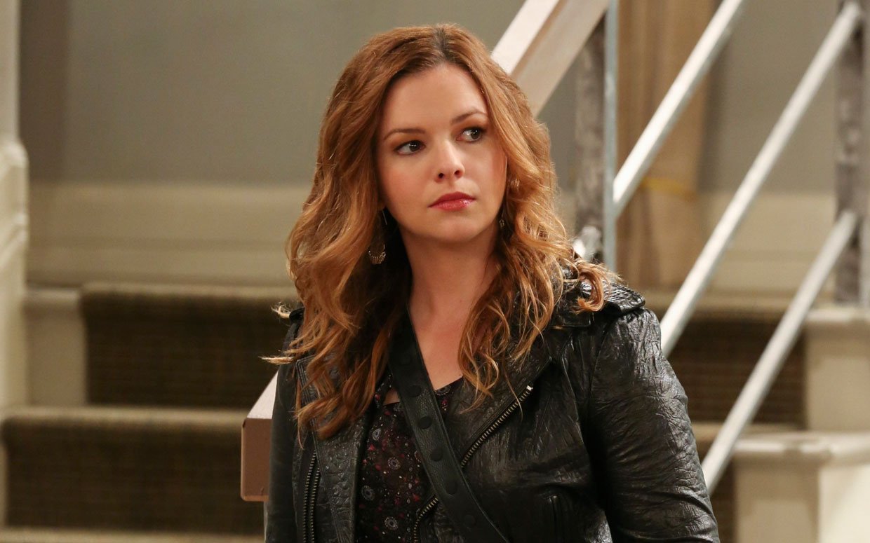 amber-tamblyn-2hombres y medio