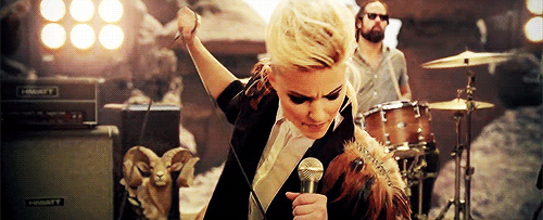 Dianna Agron gif